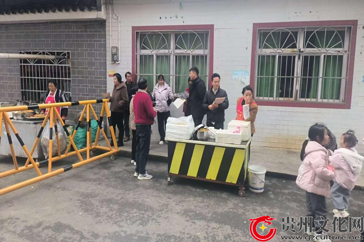 反诈宣传进乡村  守住群众“钱袋子”
