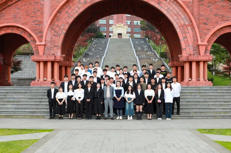 贵州工商职业学院在第九届全国高校BIM毕业设计创新大赛中再创纪录。