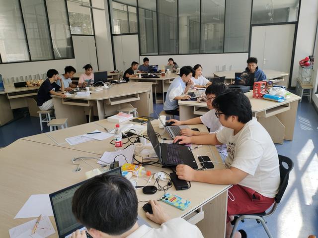 贵州交通职业技术学院在全国大学生数学建模竞赛斩获一等奖