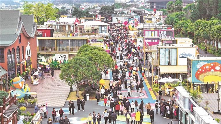 贵州：促消费聚人气 扩投资强底气