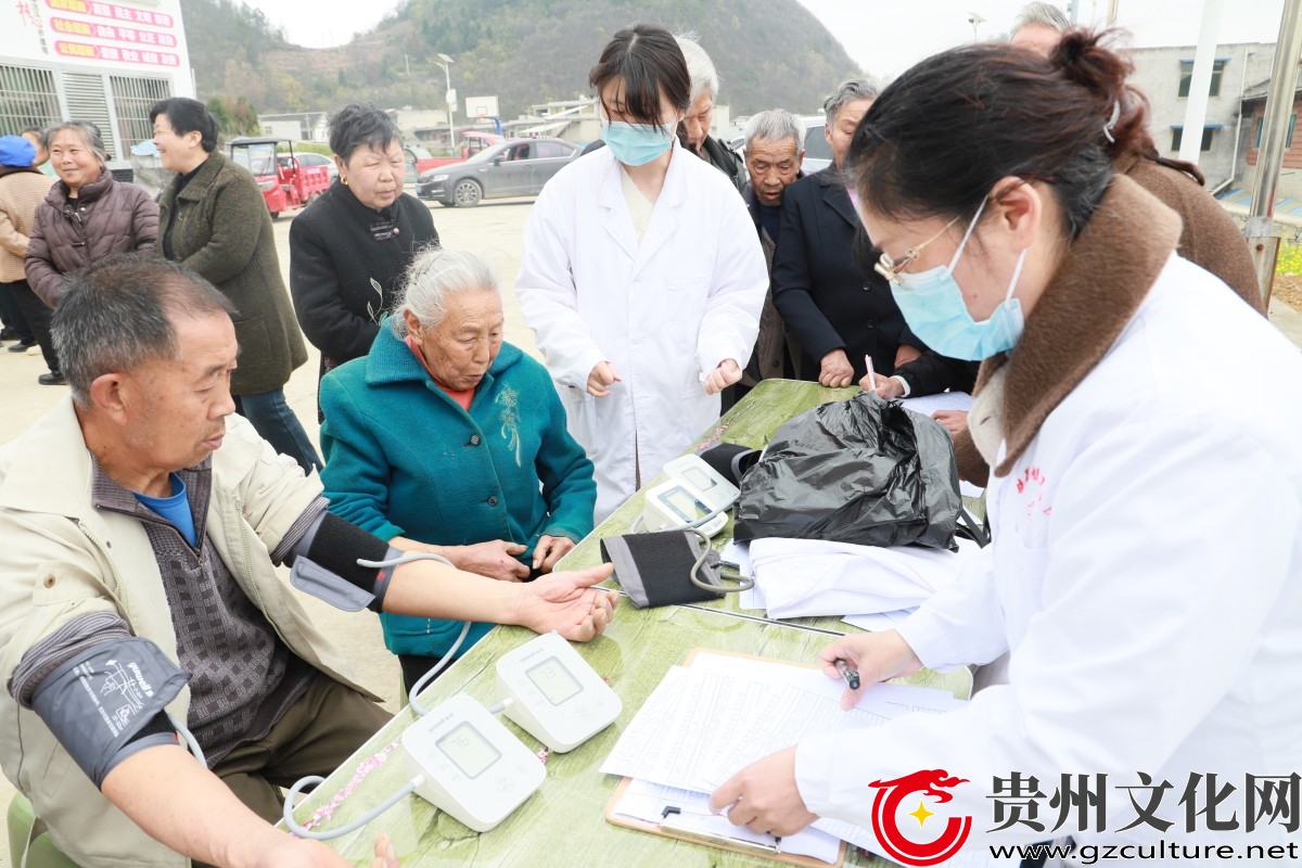 黔西市启动 65 岁以上老年人免费健康体检工作
