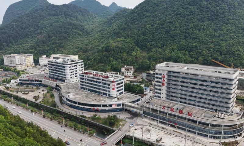 贵州长顺：下沉一线传技艺 优质医疗暖民心