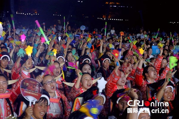 全国夏季“村晚”示范点展示活动在贵州六枝举行_fororder_图片5