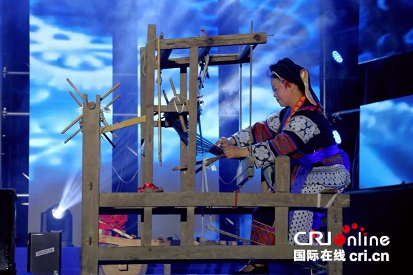 全国夏季“村晚”示范点展示活动在贵州六枝举行_fororder_图片4