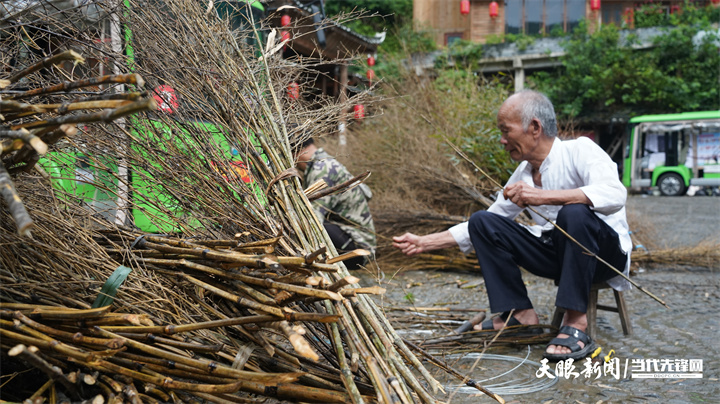 榕江大利侗寨：三代人携手重建家园