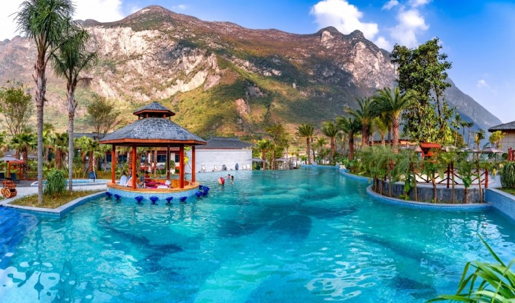 贵州省冬季文旅大餐火热上桌！“滑雪泡汤+美酒美食+民俗文化+优惠奖补”，超600项活动等你来