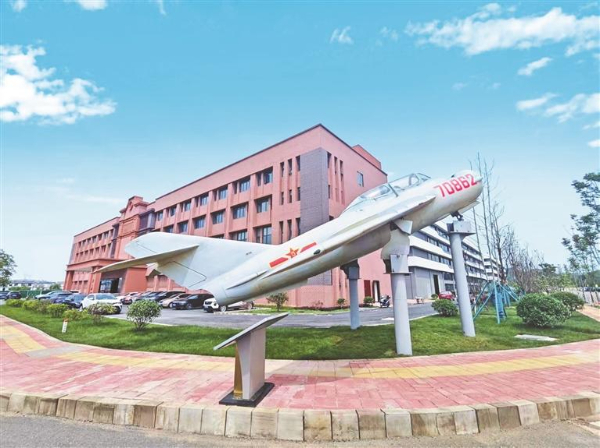 黔中破浪——安顺“快、新、绿”赶超记