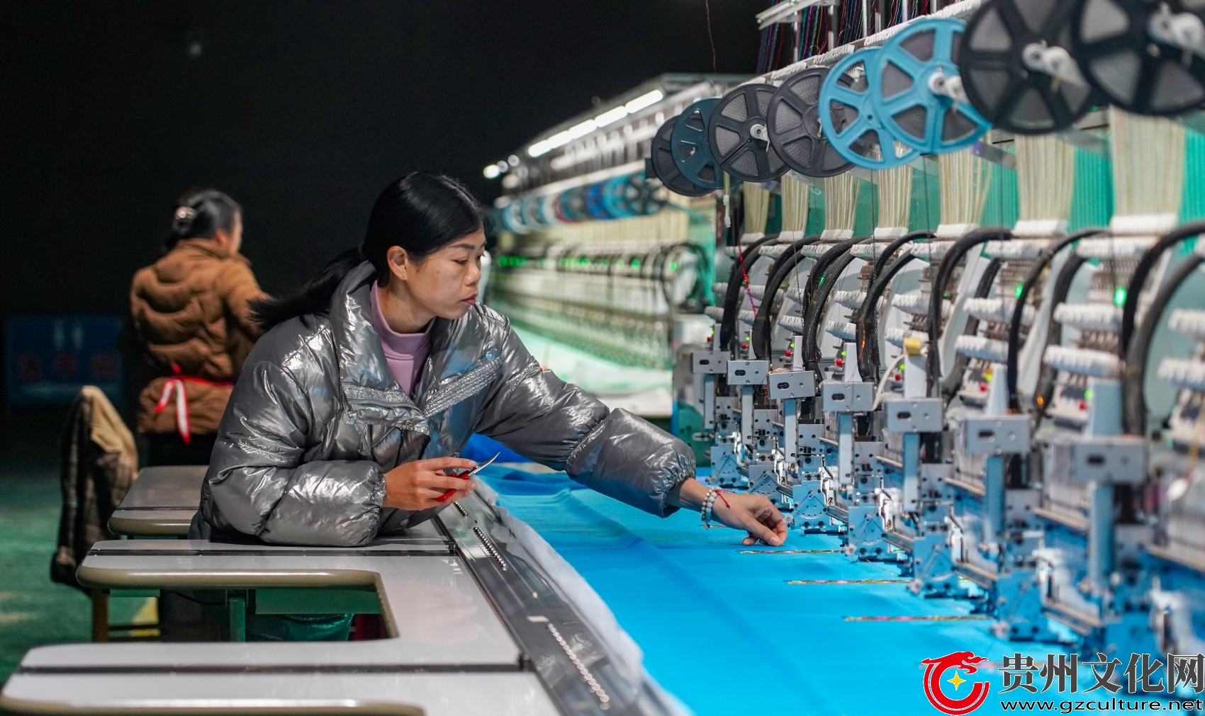 贵州从江：开足马力赶订单