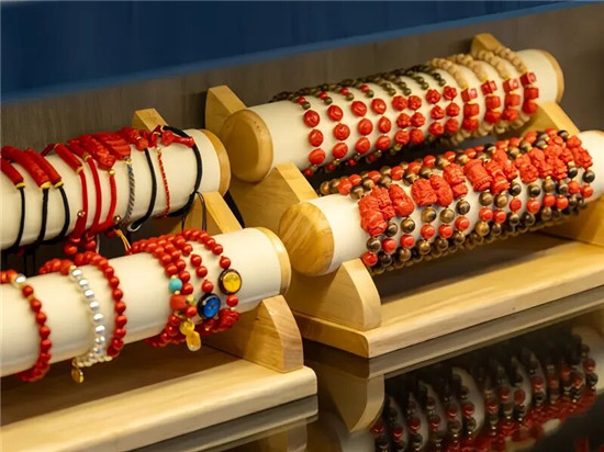 上市即热销！万山朱砂企业全力冲刺“开门红”