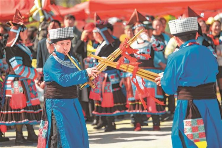 贵山贵水间的千年马韵
