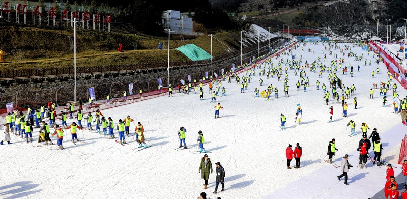 梅花山滑雪场。孙大方摄