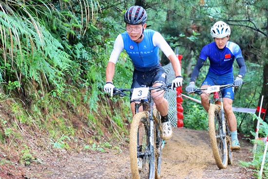 2025年贵州省高校山地自行车锦标赛在清镇举行_fororder_男子比赛现场  (2)