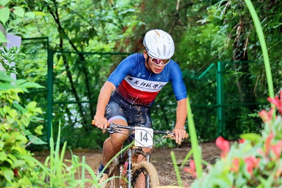 2025年贵州省高校山地自行车锦标赛在清镇举行_fororder_男子比赛现场 (3)