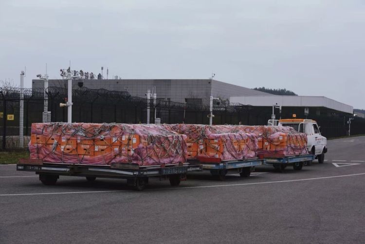 贵州“一局四中心”国际货运航线上半年进出港货量增长迅猛