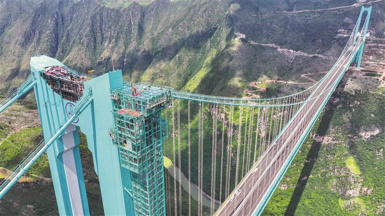 花江峡谷大桥打造桥旅融合新典范