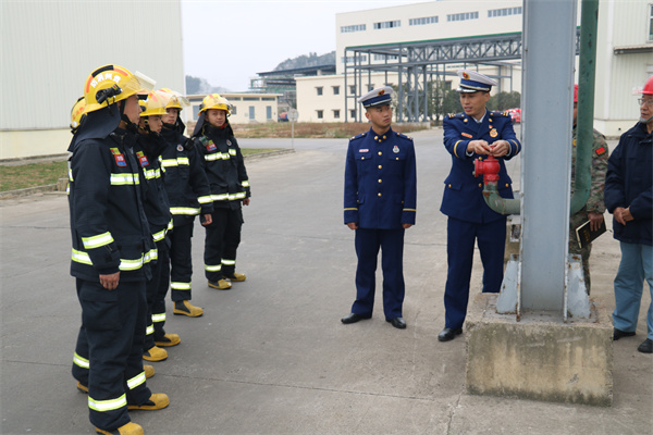 镇宁消防：“三步走”推动冬训冬防工作走深走实