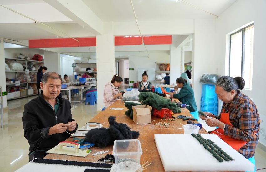 纳雍宣慰：社区工坊成了灵活就业站