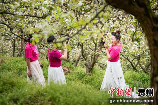 游客在打卡 游客在打卡