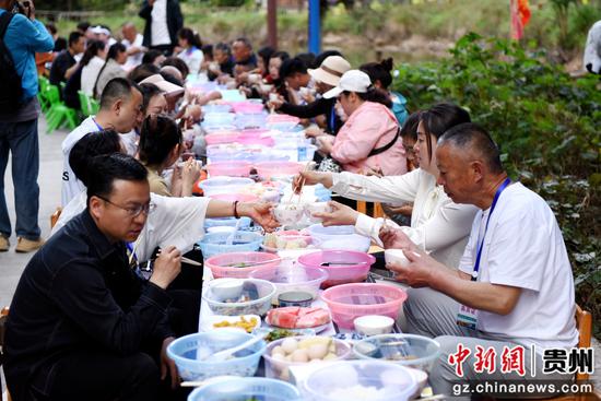 黄庆松 摄 黄庆松 摄