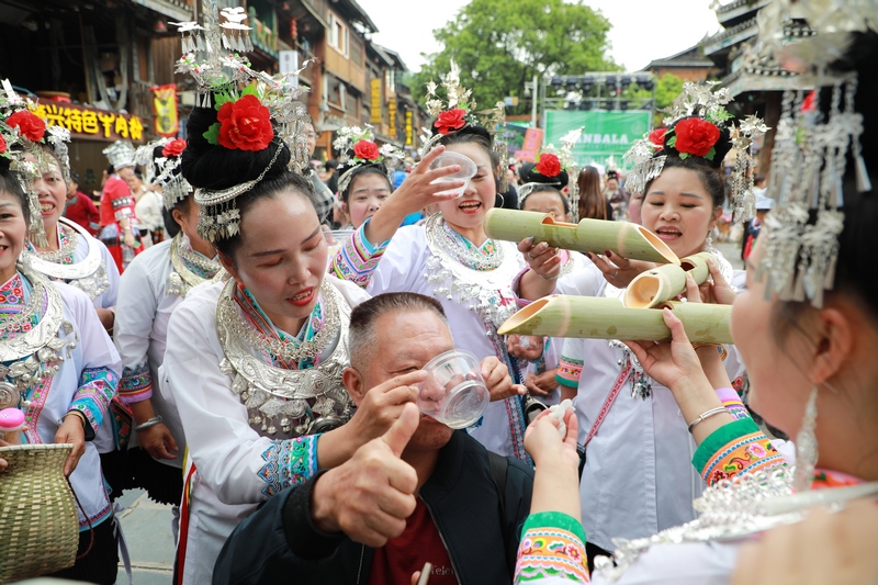 村歌活动现场。