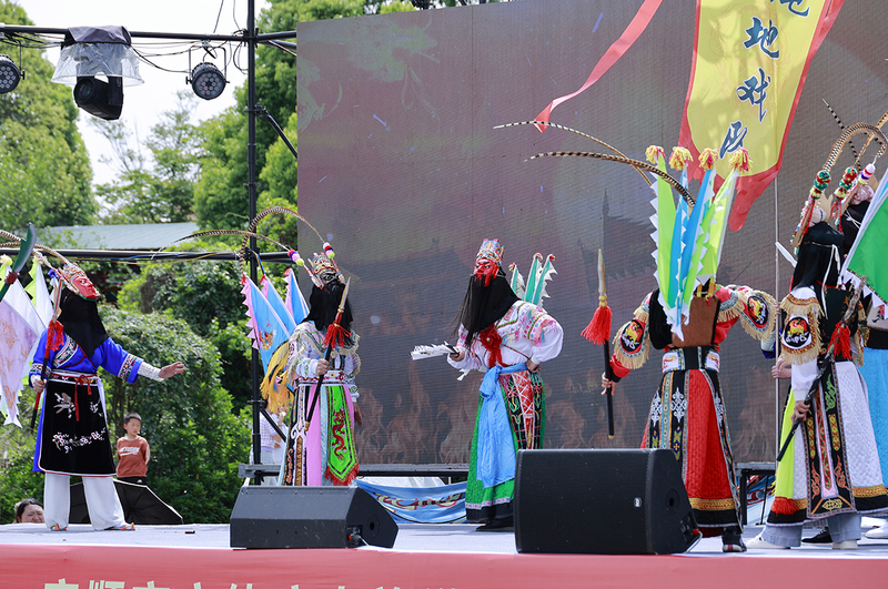 文艺表演7-FZ1002647095.jpg
