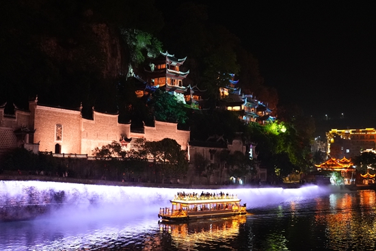 贵州镇远：“五一”旅游新亮点 多彩活动迎客来_fororder_DSC01460.JPG