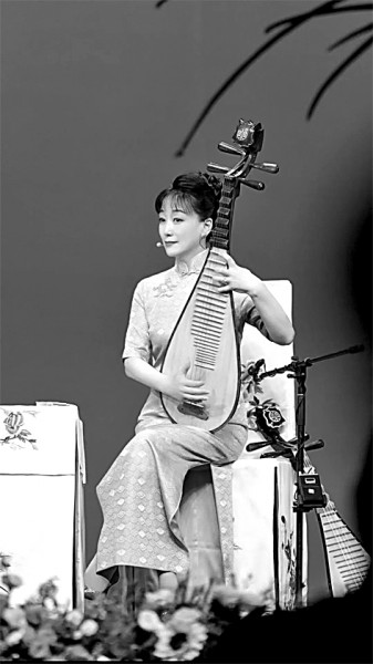 且看古老评弹如何唱出新曲