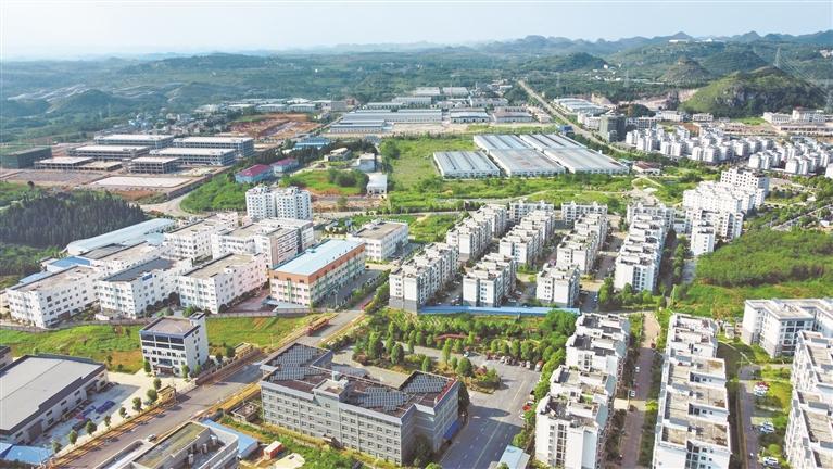 安顺镇宁：特色产业百花开宜居宜业幸福来