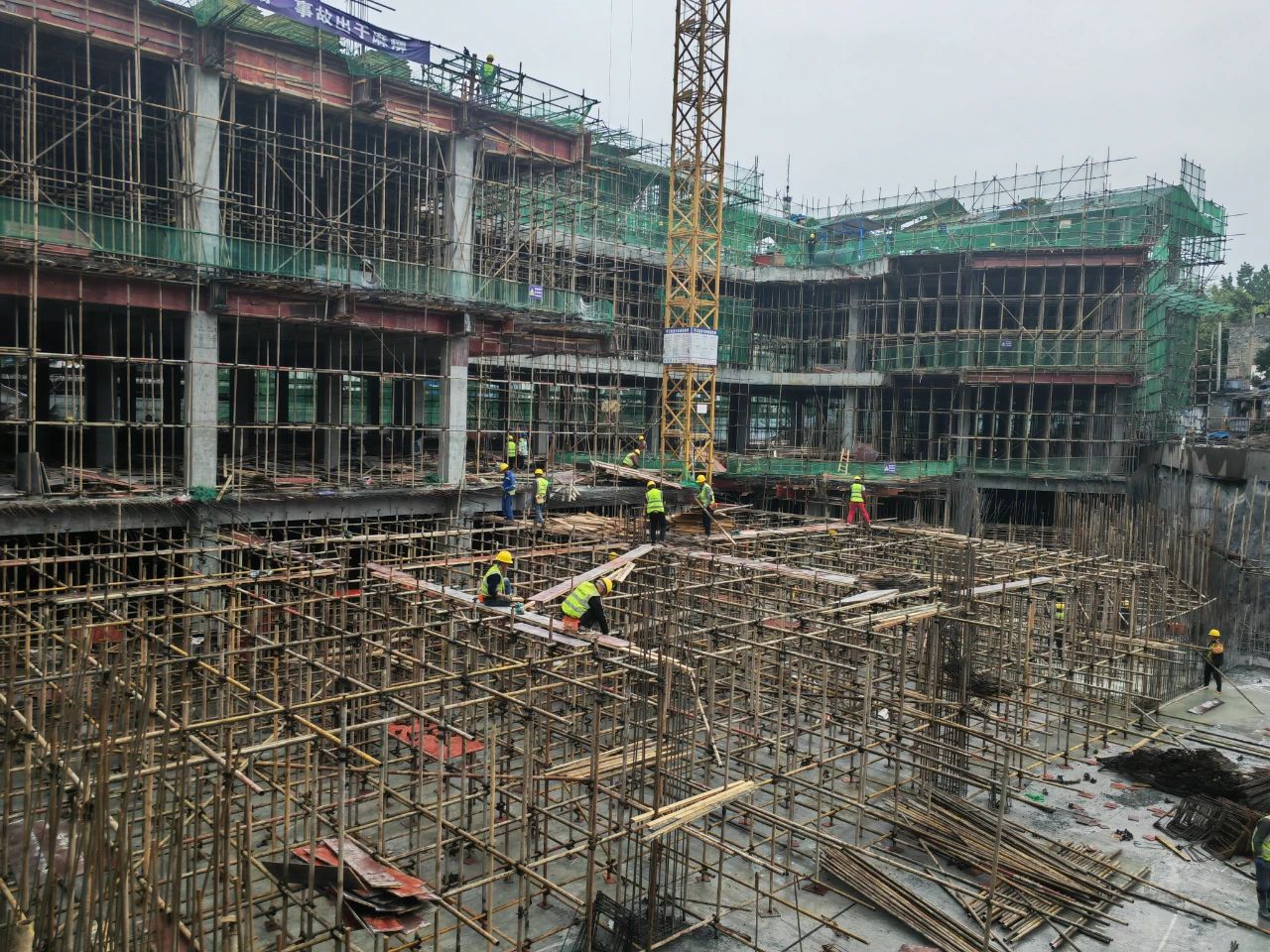 贵州金沙：“五一” “不打烊” 项目建设不停工