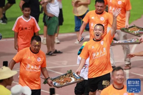 香港明星足球队、广西大学甘蔗队出战！贵州榕江美食足球友谊赛开打