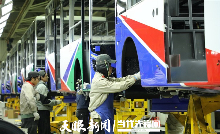 贵州：越山海弄大潮，当全球制造业的新支点_fororder_17414391205842
