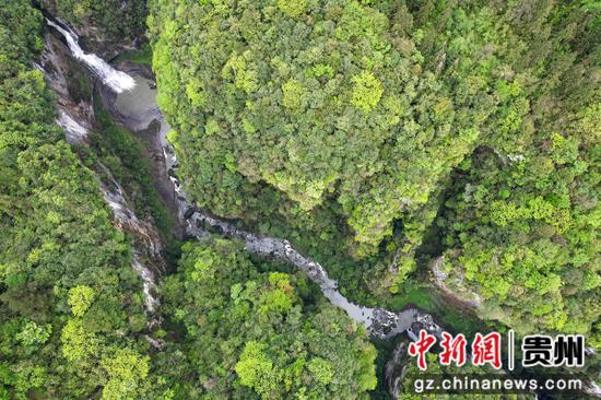贵州省道真仡佬族苗族自治县阳溪镇拍摄的羊洞河峡谷风光 贵州省道真仡佬族苗族自治县阳溪镇拍摄的羊洞河峡谷风光